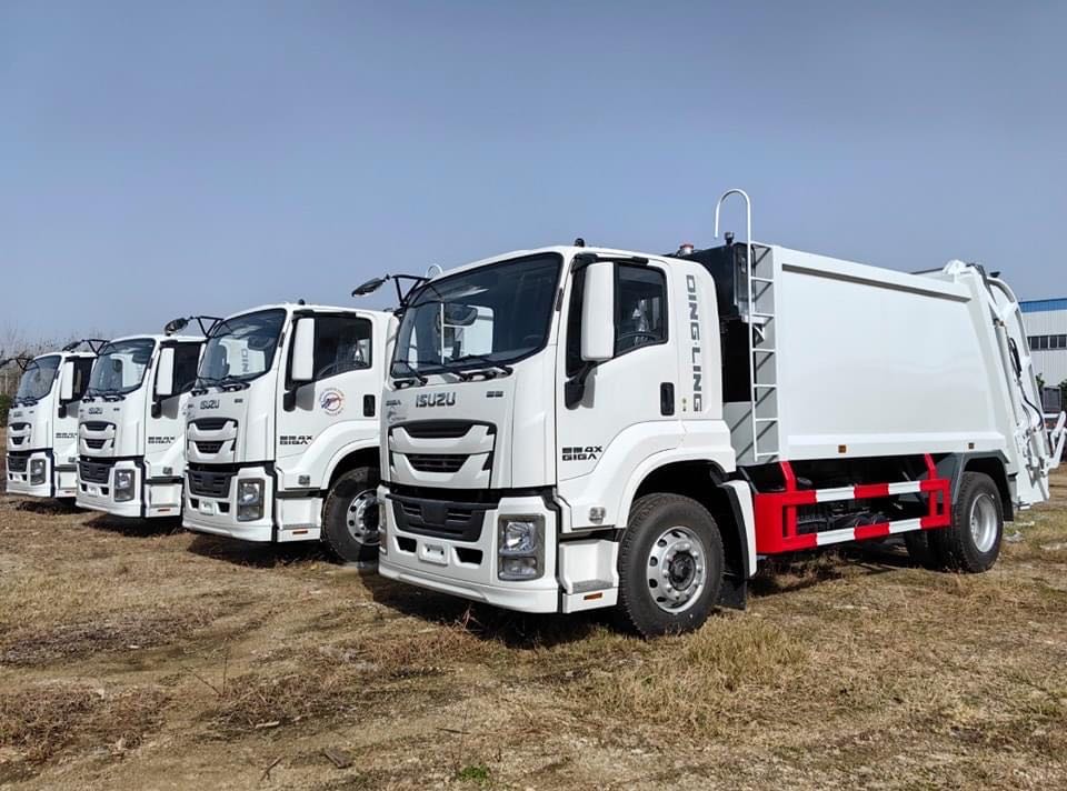 ISUZU GIGA Compactor Rear Garbage Trucks Export to Mexico